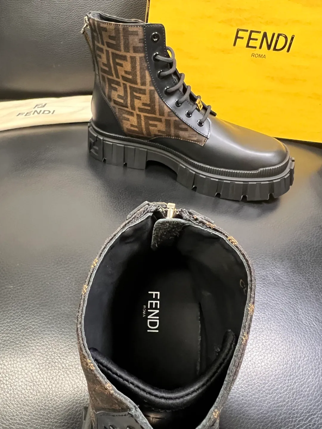 Men's shoes 💰900 FENDI High-quality top craftsmanship, Fendi boots high-top counter synchronization, original factory configuration imported Italian cowhide fly-knit fabric, imported cowhide lining, breathable and comfortable, soles: original soles specially provided by the original factory, original factory and single goods are welcome to compare, code number 39-44 (customized 38 45)
